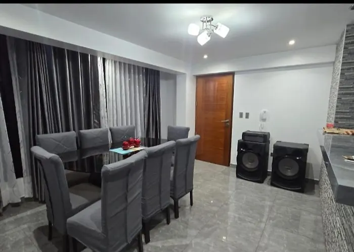 Casa Blanca Edificio De Departamentos Apartment